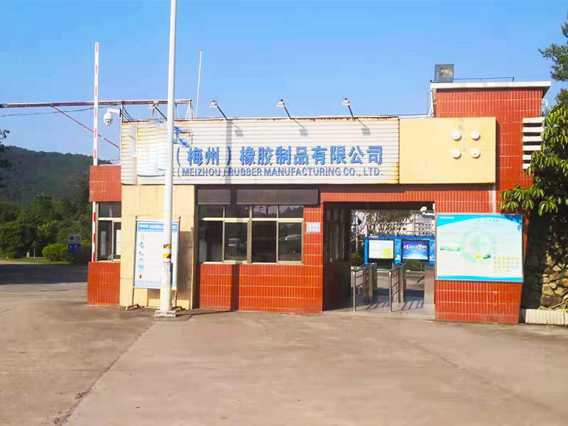 广东某橡胶制品有限公司采购德蒙55千瓦螺杆空压机案例